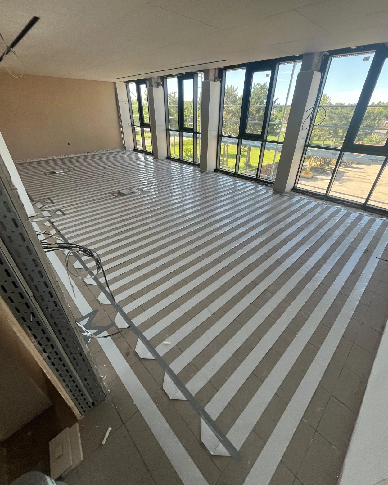 Upravna zgrada IMES Kovilovo 550m2